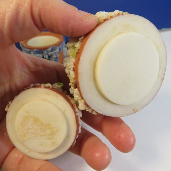 Cracker Barrel Daisy's in pot Floral (2) trinket dishes in two sizes NO CHIPS - Picture 6 of 10